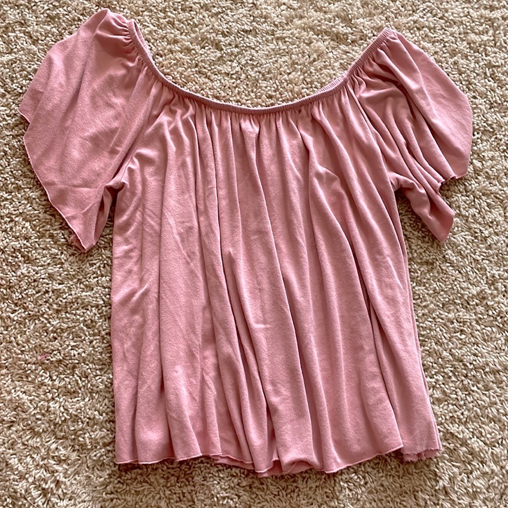 Ruffled off the shoulder, light pink BP top